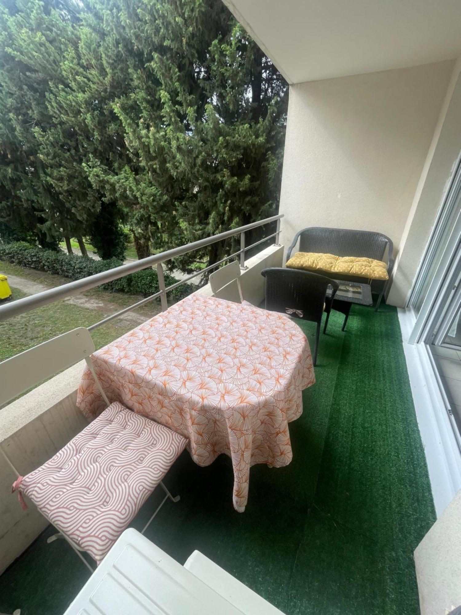 Appartement En Zone Agroparc Avignon